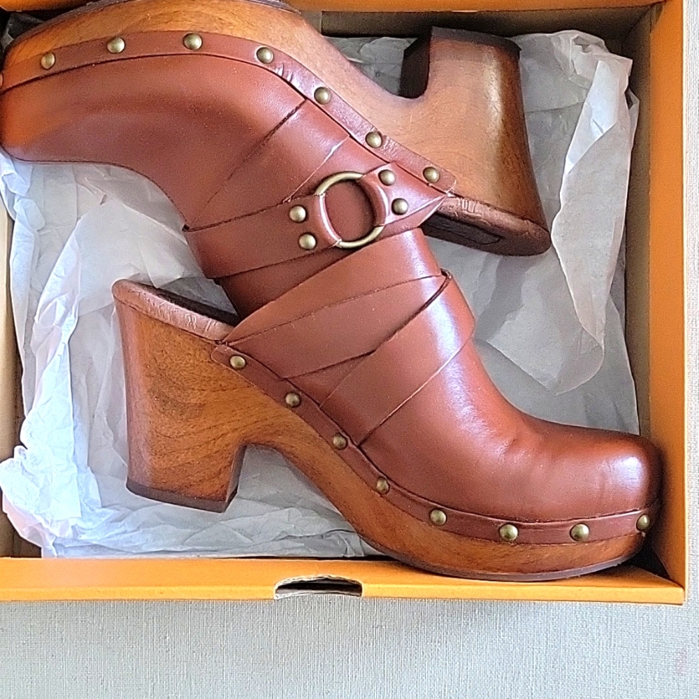 Korks, saddle color, 8, clogs